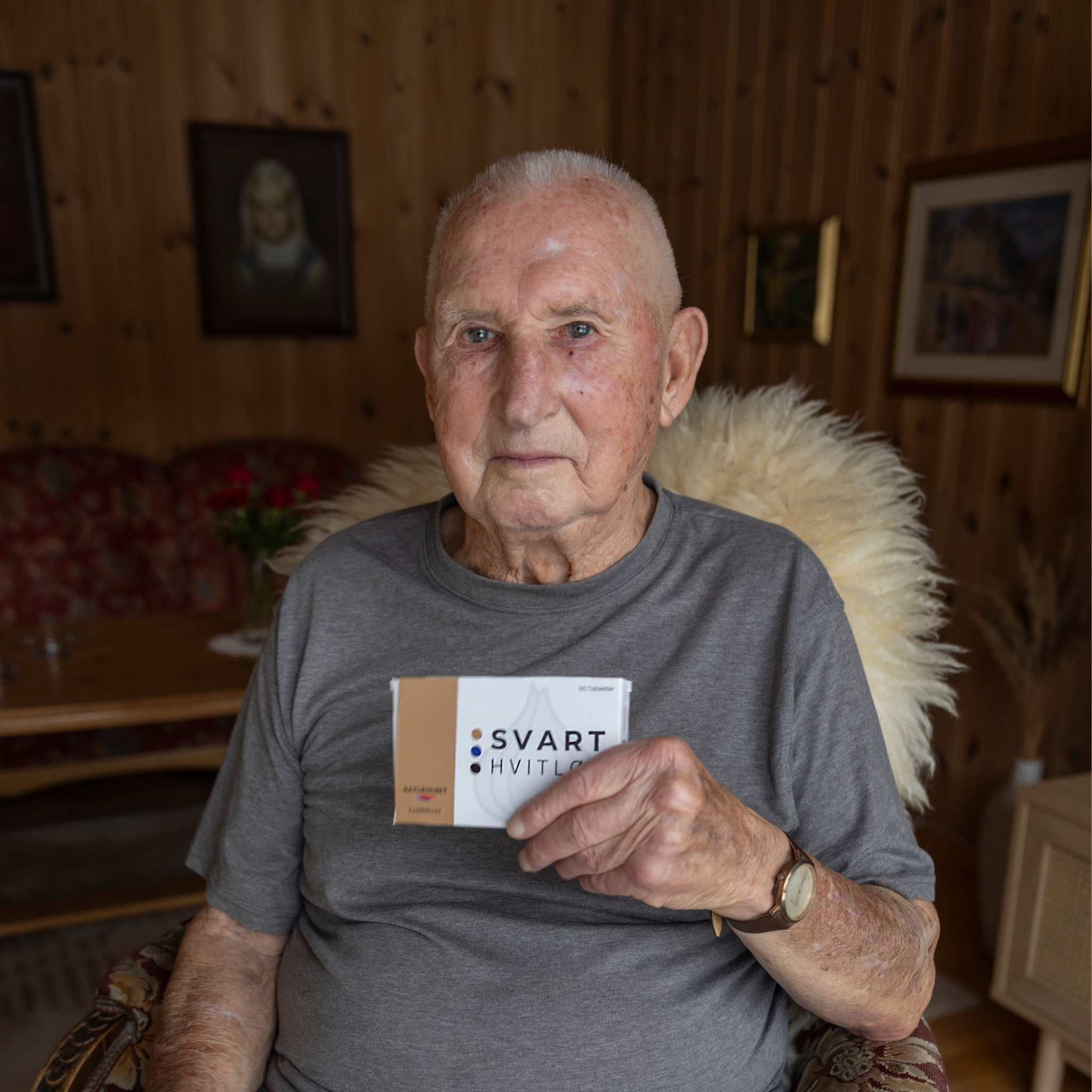 Bilde av Hans Hilmar (88) fornøyd kunde av Svart Hvitløk